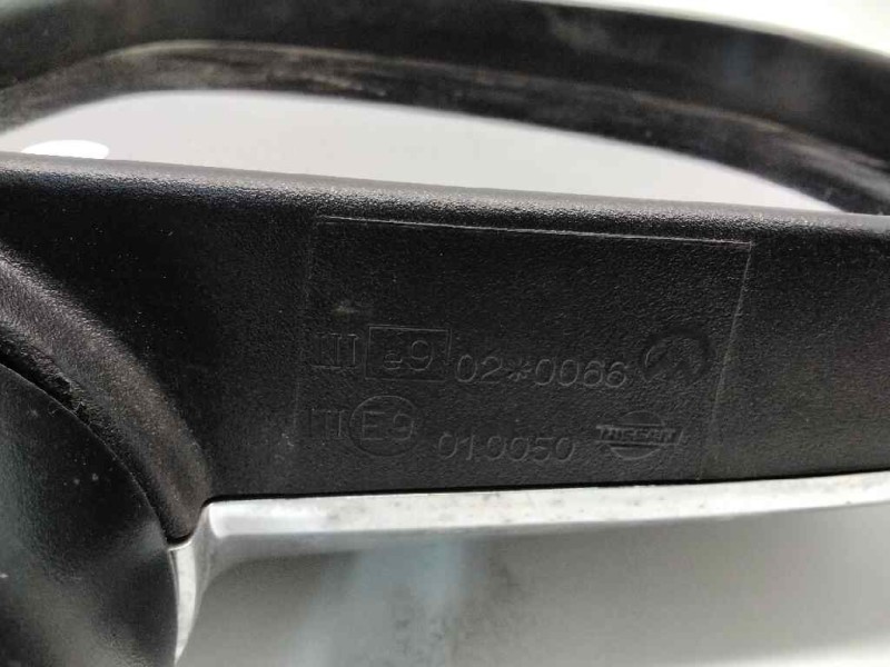 Recambio de retrovisor derecho para nissan terrano/terrano.ii (r20) referencia OEM IAM E9020066 CROMADO 