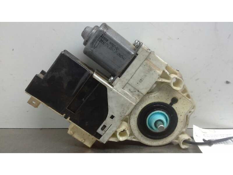 Recambio de motor elevalunas delantero derecho para peugeot 307 (s1) xs referencia OEM IAM 996388102  
