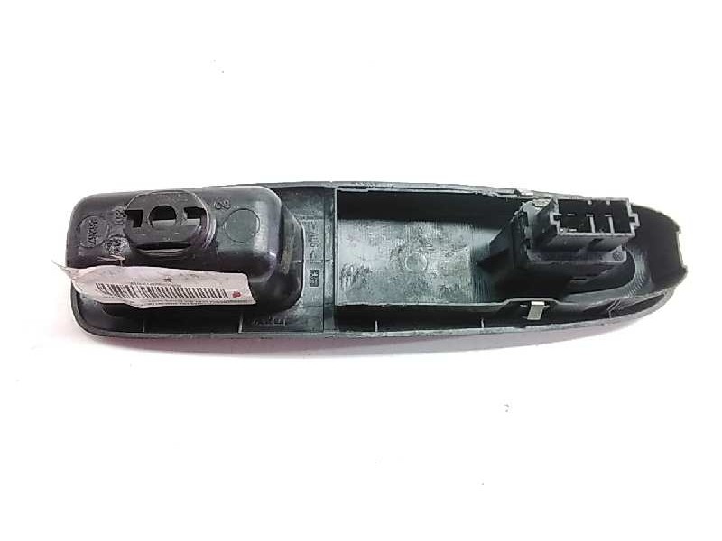 Recambio de mando elevalunas delantero derecho para peugeot 406 berlina (s1/s2) srdt referencia OEM IAM 6552ZG  