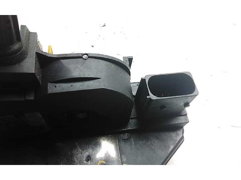 Recambio de cerradura puerta delantera izquierda para opel insignia berlina edition referencia OEM IAM 133735  