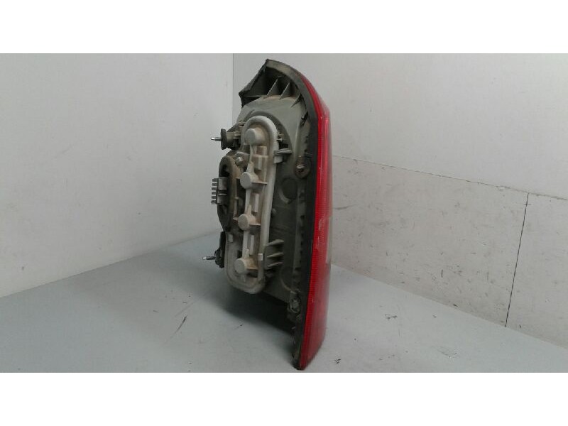 Recambio de piloto trasero izquierdo para opel astra g berlina sport referencia OEM IAM   