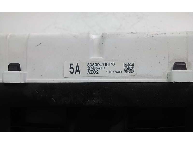 Recambio de cuadro instrumentos para lexus ct 200h referencia OEM IAM 8380076670  