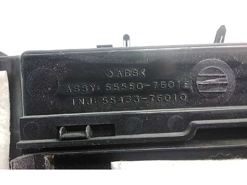 Recambio de guantera para lexus ct 200h referencia OEM IAM 5555076012  