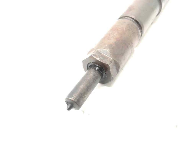 Recambio de inyector para opel insignia berlina edition referencia OEM IAM 0445110327  