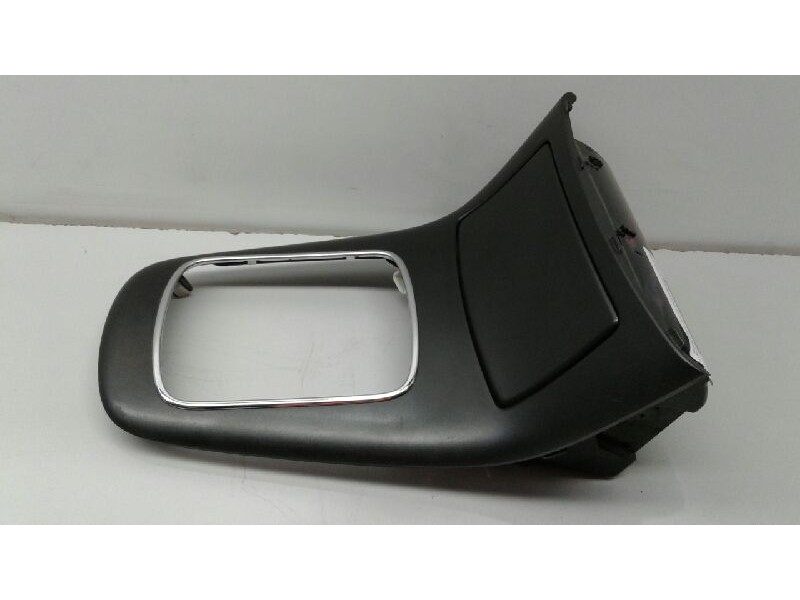 Recambio de cenicero para toyota avensis berlina (t25) 2.2 d-4d executive sedán (4-ptas.) referencia OEM IAM 7411005021  