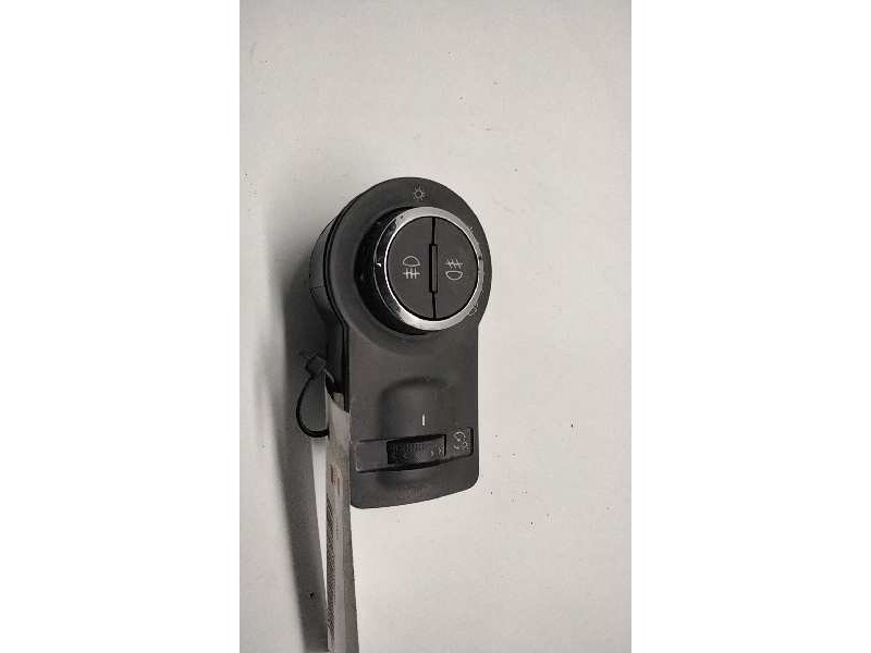Recambio de mando luces para opel insignia berlina edition referencia OEM IAM 13268725  