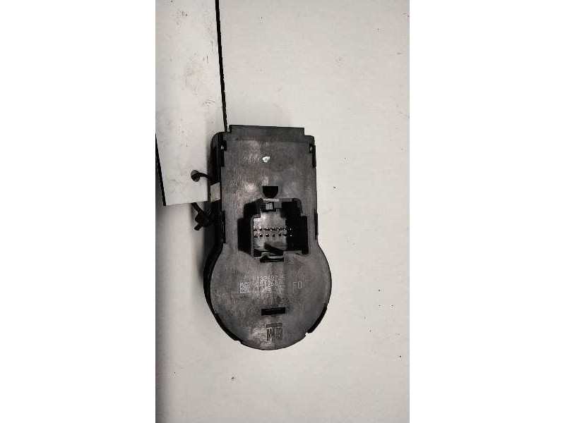 Recambio de mando luces para opel insignia berlina edition referencia OEM IAM 13268725  