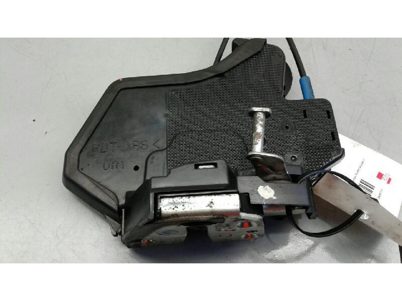 Recambio de cerradura puerta trasera derecha para toyota avensis berlina (t25) 2.2 d-4d executive sedán (4-ptas.) referencia OEM