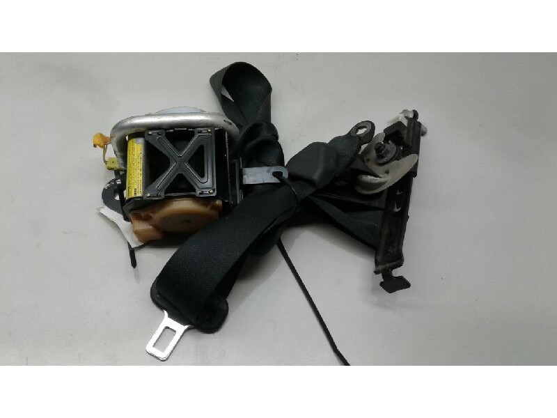 Recambio de cinturon seguridad delantero izquierdo para toyota avensis berlina (t25) 2.2 d-4d executive sedán (4-ptas.) referenc