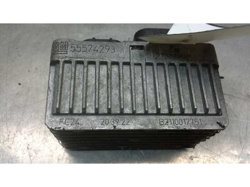 Recambio de caja precalentamiento para opel insignia berlina 2.0 cdti referencia OEM IAM 55574293  