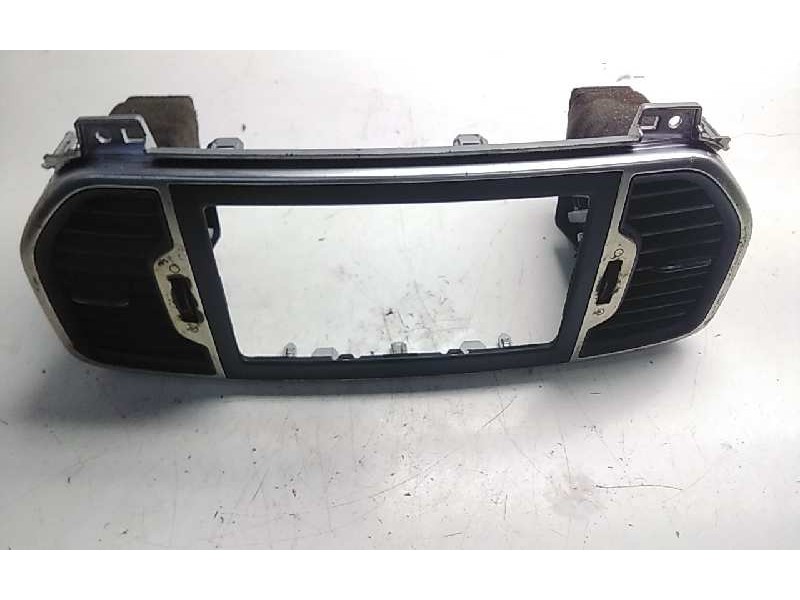 Recambio de aireador central para kia sportage 1.6 cat referencia OEM IAM   