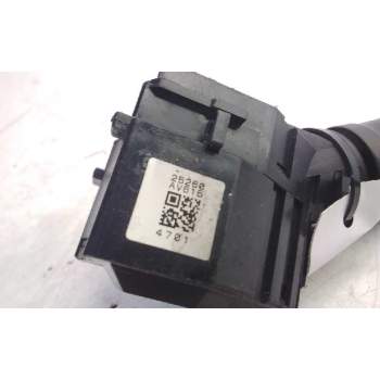 Recambio de mando limpia para nissan primera berlina (p12) acenta referencia OEM IAM 25260AV615 4701 
