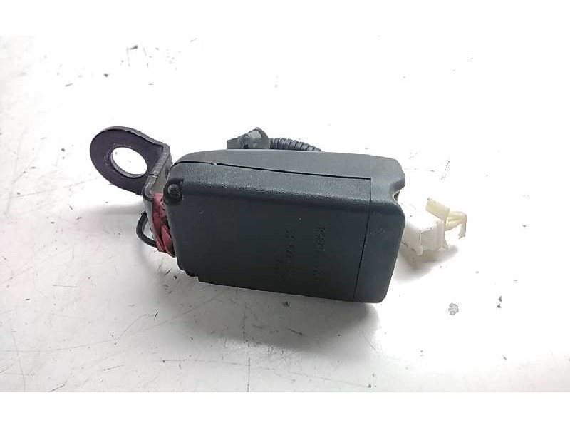 Recambio de enganche cinturon trasero derecho para kia sportage 1.6 cat referencia OEM IAM   