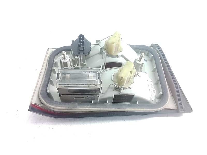 Recambio de piloto trasero derecho porton para bmw serie 5 berlina (e34) 535i referencia OEM IAM 1384012R  
