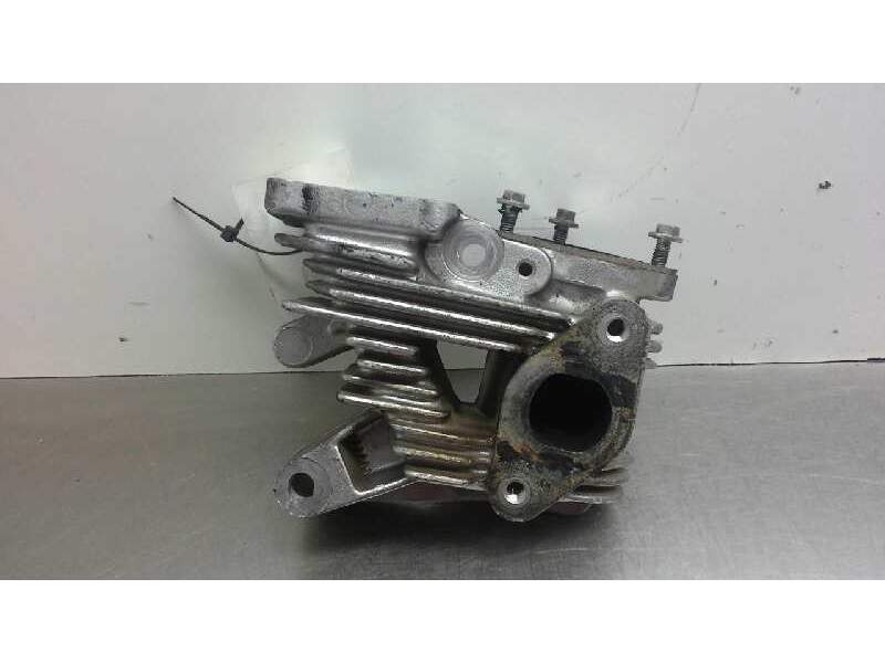 Recambio de soporte valvula egr para renault scenic ii luxe privilege referencia OEM IAM 8200542998  