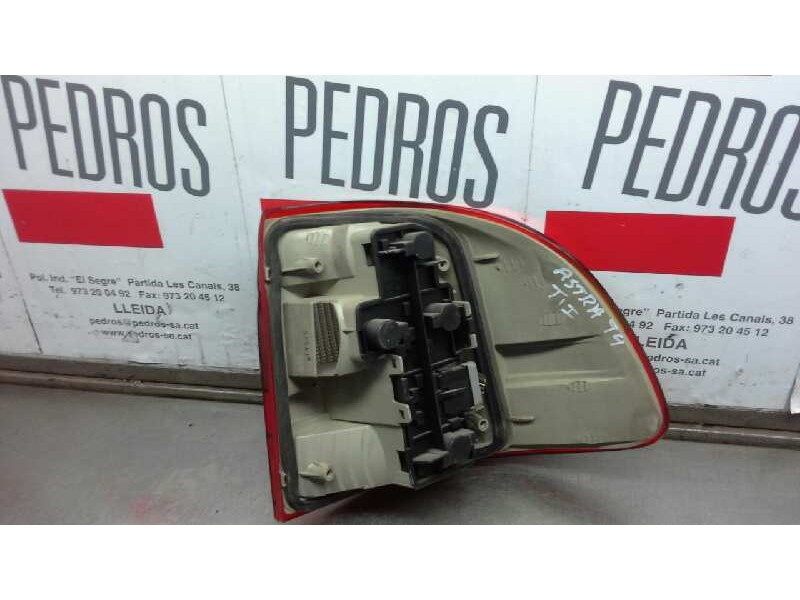 Recambio de piloto trasero izquierdo para opel astra f berlina referencia OEM IAM   94686