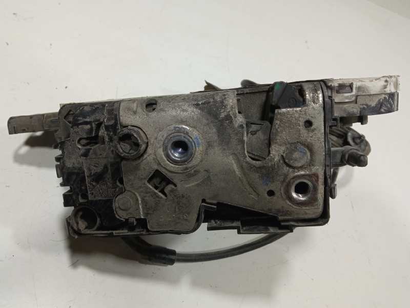 Recambio de cerradura puerta delantera derecha para peugeot 207 xad referencia OEM IAM 24095815  