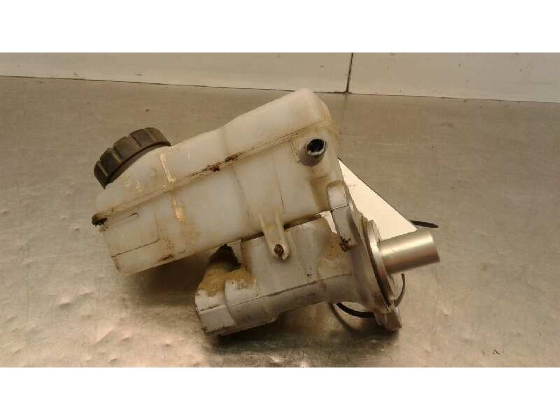 Recambio de bomba freno para renault clio iv dynamique referencia OEM IAM 1070529S01  