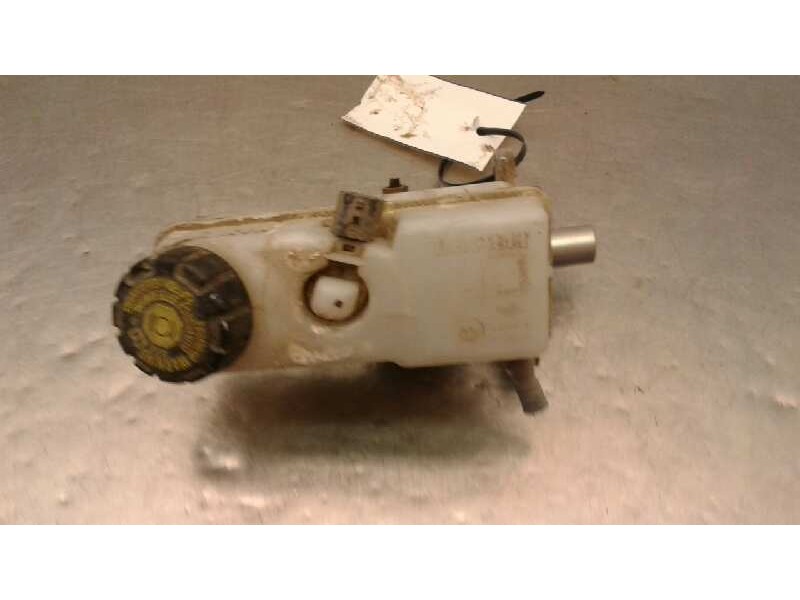Recambio de bomba freno para renault clio iv dynamique referencia OEM IAM 1070529S01  