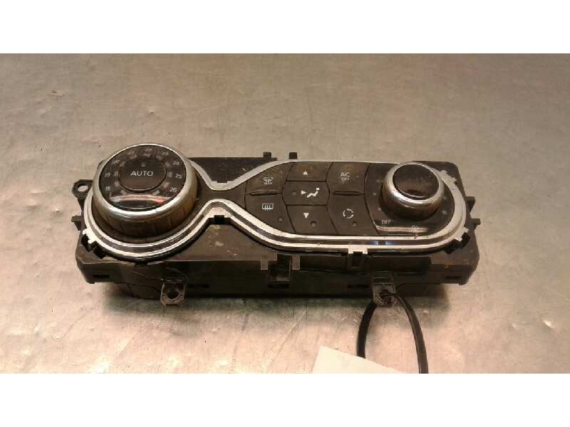 Recambio de mando climatizador para renault clio iv dynamique referencia OEM IAM 275108796  