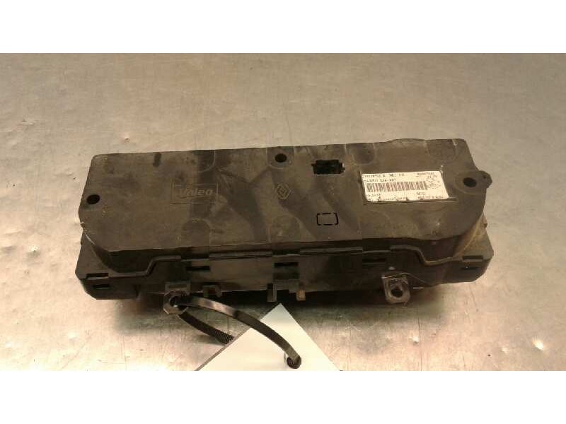 Recambio de mando climatizador para renault clio iv dynamique referencia OEM IAM 275108796  