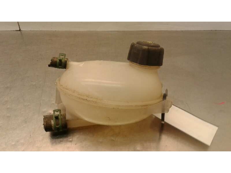 Recambio de deposito expansion para renault clio iv dynamique referencia OEM IAM 217107259R  