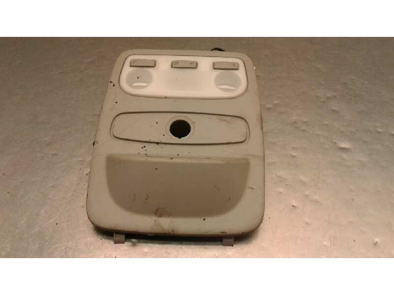Recambio de luz interior para renault clio iv dynamique referencia OEM IAM   