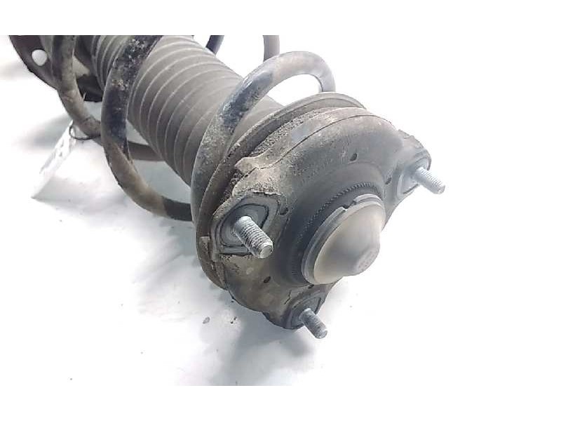 Recambio de amortiguador delantero derecho para kia sportage 1.6 cat referencia OEM IAM T17J05A0265  