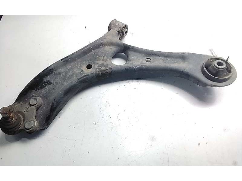 Recambio de brazo suspension inferior delantero izquierdo para kia sportage 1.6 cat referencia OEM IAM   