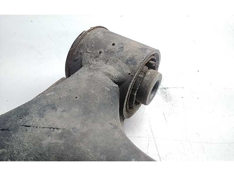 Recambio de brazo suspension inferior delantero izquierdo para kia sportage 1.6 cat referencia OEM IAM   