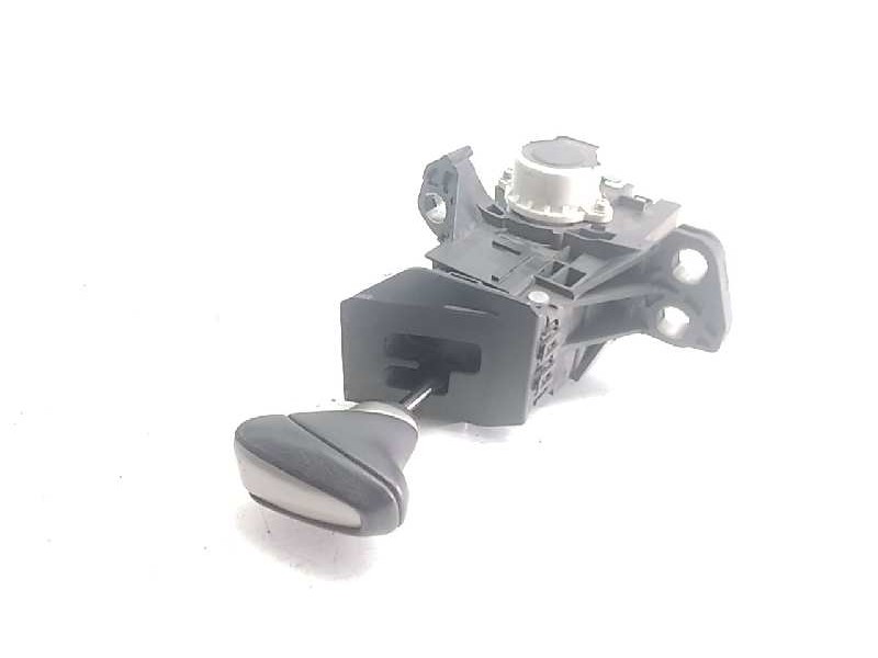 Recambio de palanca cambio para lexus ct 200h referencia OEM IAM 75C833LHD  