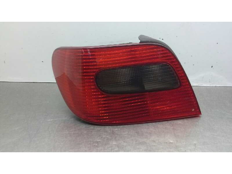 Recambio de piloto trasero izquierdo para citroen xsara berlina 1.6 referencia OEM IAM   