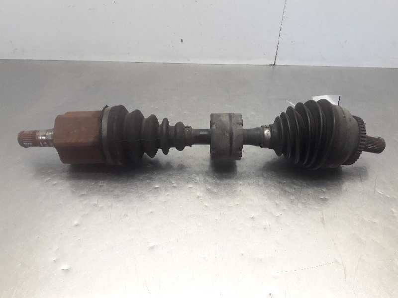 Recambio de transmision delantera izquierda para volvo xc70 d5 awd kinetic referencia OEM IAM P8689219 T040409 