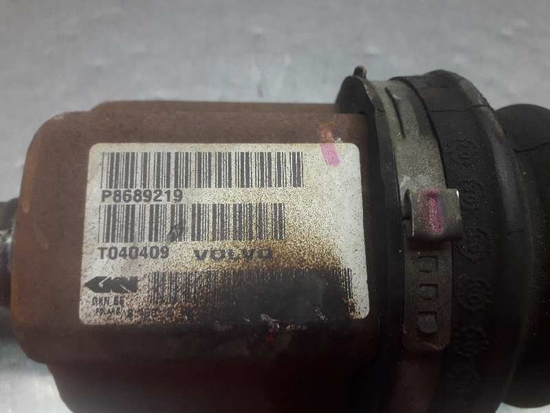 Recambio de transmision delantera izquierda para volvo xc70 d5 awd kinetic referencia OEM IAM P8689219 T040409 