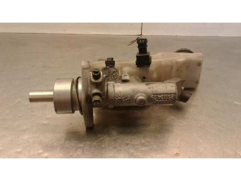 Recambio de bomba freno para toyota avensis berlina (t25) 2.2 d-4d sol berlina (5-ptas.) referencia OEM IAM 25113479  