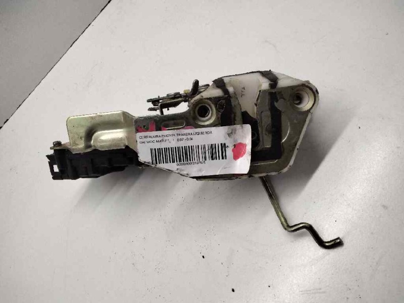 Recambio de cerradura puerta trasera izquierda para daewoo matiz referencia OEM IAM 96288256  95240