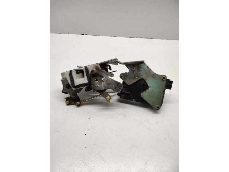 Recambio de cerradura puerta trasera izquierda para daewoo matiz referencia OEM IAM 96288256  95240