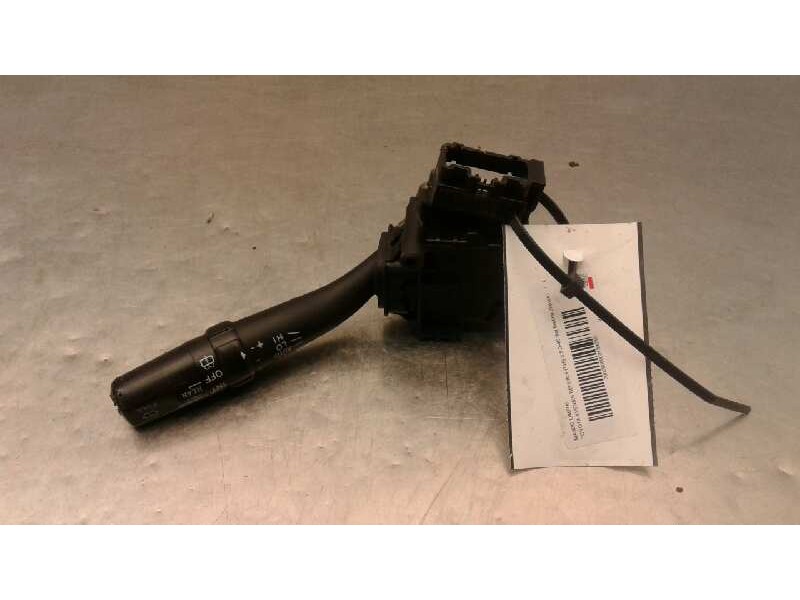 Recambio de mando limpia para toyota avensis berlina (t25) 2.2 d-4d sol berlina (5-ptas.) referencia OEM IAM   