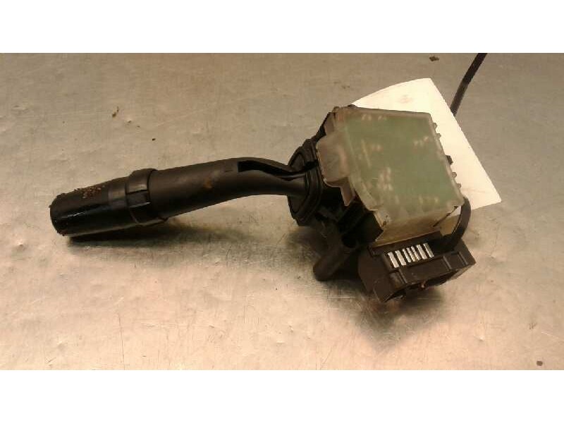 Recambio de mando limpia para toyota avensis berlina (t25) 2.2 d-4d sol berlina (5-ptas.) referencia OEM IAM   