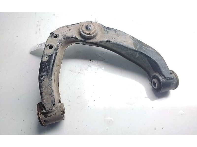 Recambio de brazo suspension superior delantero derecho para nissan np300 pick-up (d23) acenta double cab 4x4 referencia OEM IAM