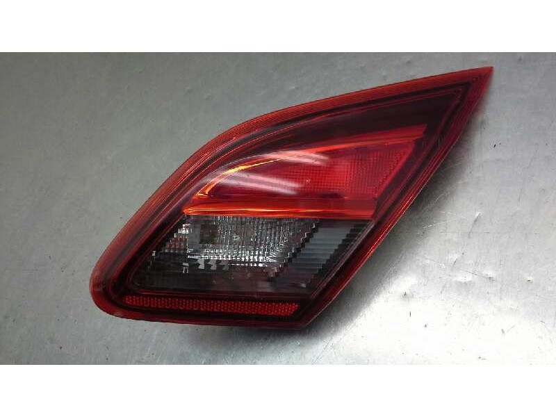 Recambio de piloto trasero derecho porton para opel corsa e edition ecoflex referencia OEM IAM   