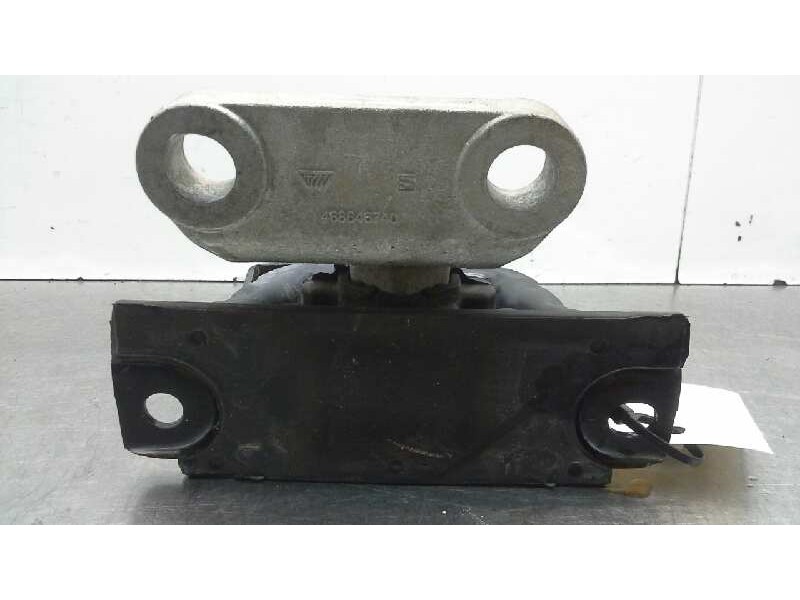 Recambio de soporte caja cambios inferior para opel corsa e 1.4 referencia OEM IAM 468646740  