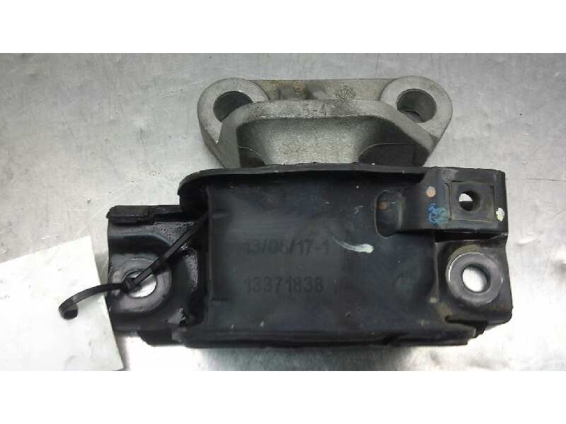 Recambio de soporte caja cambios inferior para opel corsa e 1.4 referencia OEM IAM 468646740  