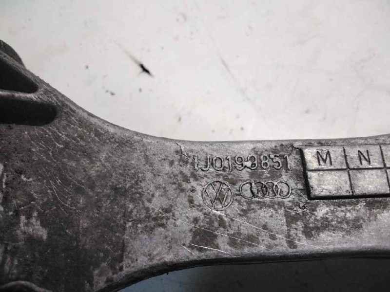 Recambio de soporte caja cambio para seat leon (1m1) sport referencia OEM IAM 1J0199851  