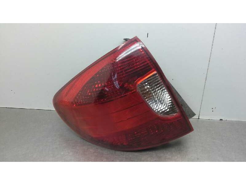 Recambio de piloto trasero izquierdo para kia rio 1.5 cat referencia OEM IAM   