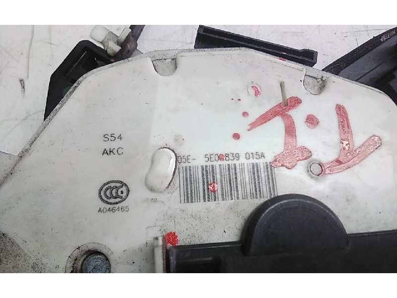 Recambio de cerradura puerta trasera izquierda para seat toledo (kg3) 1.6 tdi referencia OEM IAM 5E0839015A  