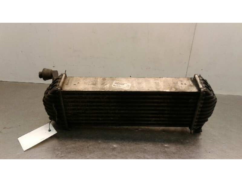 Recambio de intercooler para renault kangoo profesional referencia OEM IAM 8200427469  