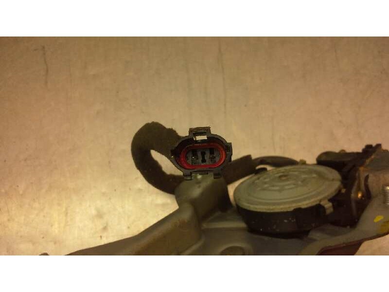 Recambio de elevalunas trasero derecho para kia rio 1.5 cat referencia OEM IAM   