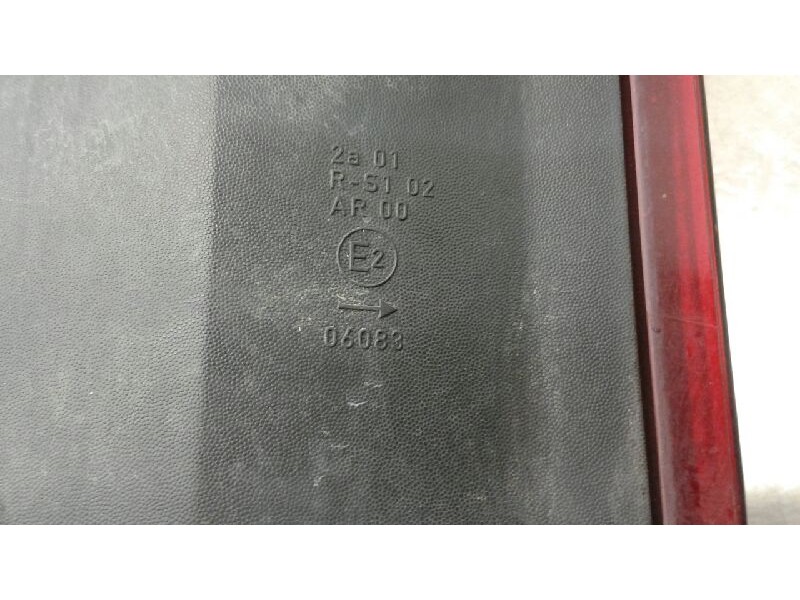 Recambio de piloto trasero derecho para renault kangoo profesional referencia OEM IAM 06083  