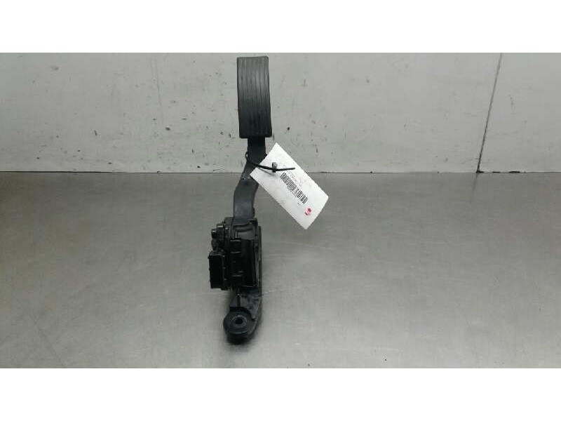 Recambio de pedal acelerador para hyundai i20 1.4 crdi cat referencia OEM IAM B9010  